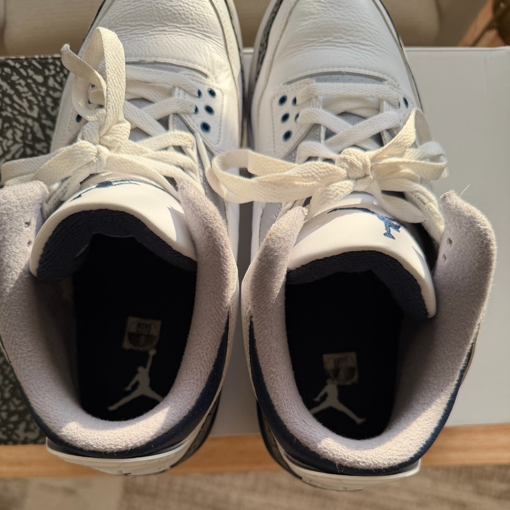 Jordan Retro 3 Midnight Navy (Preloved) - Picture 8 of 12